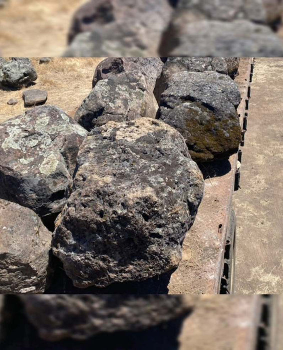 Sonoma Fieldstone Moss Rock Boulders 30" - 36"