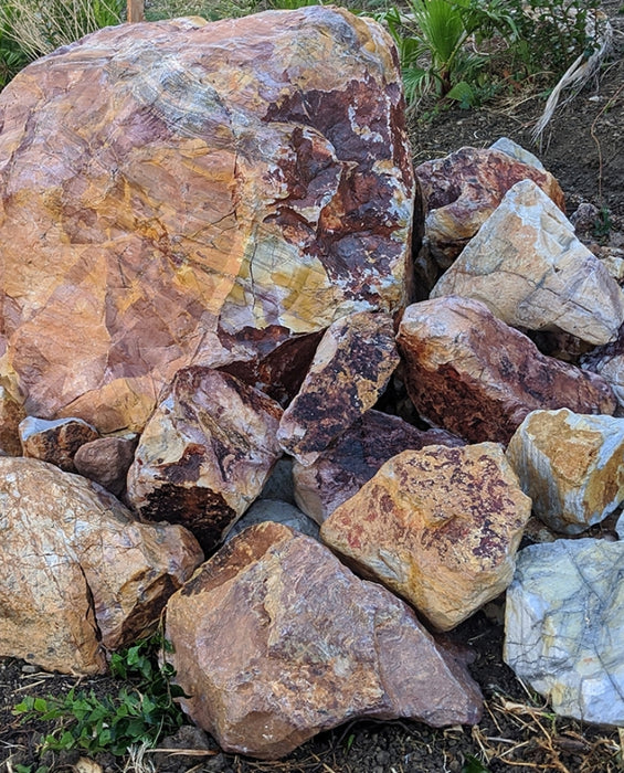 Mojave Sunset Boulders Specimens