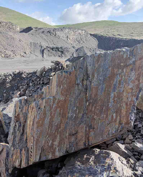 Black Hawk Boulders Specimens